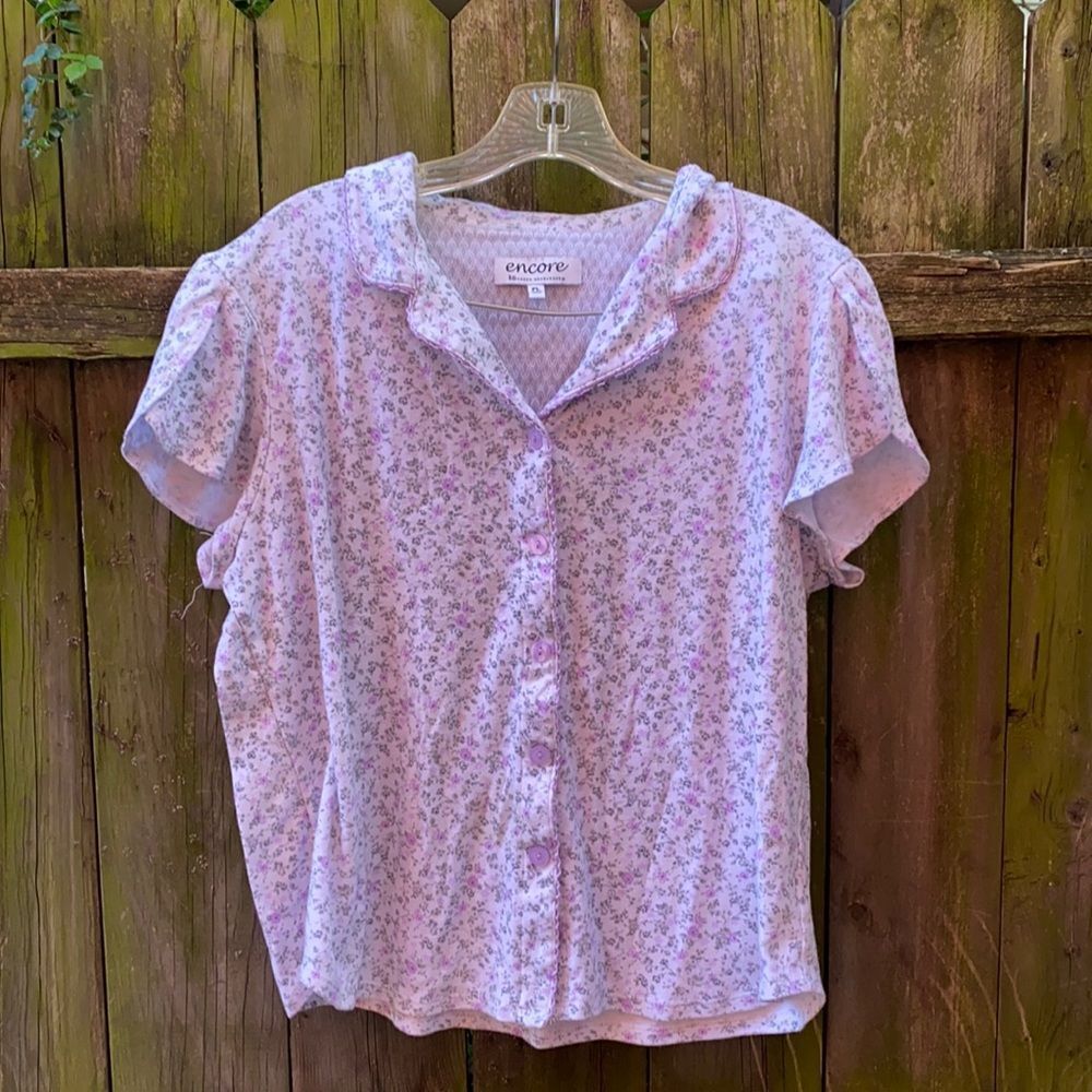 Floral pajama top sz. Large petite